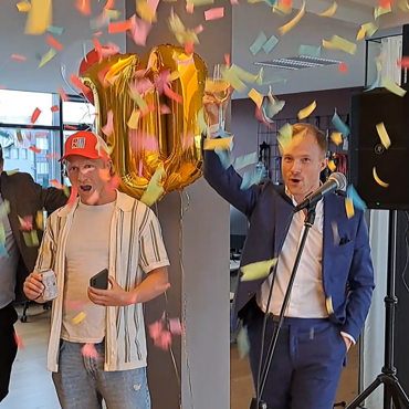 Vettvangur 10 Ara Hero